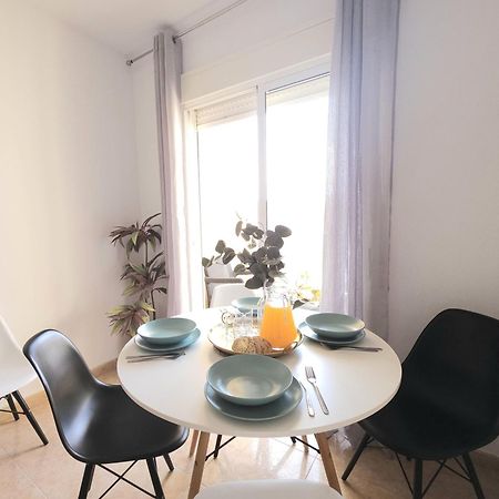 Apartamento Con Piscina, Parque Las Naciones, ตอร์เรเวียคา ภายนอก รูปภาพ