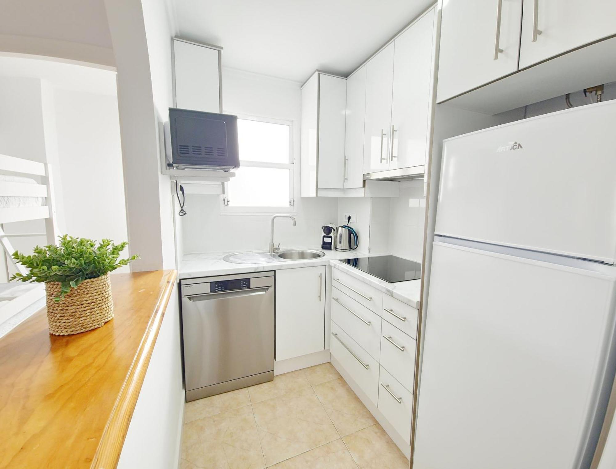 Apartamento Con Piscina, Parque Las Naciones, ตอร์เรเวียคา ภายนอก รูปภาพ