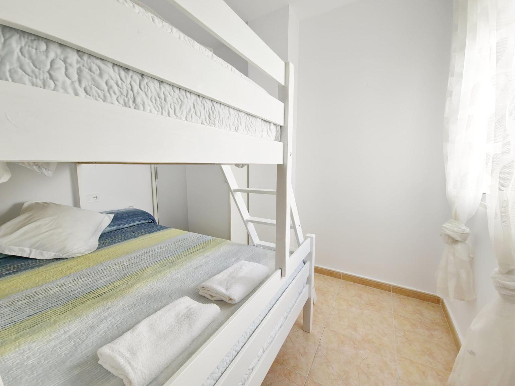 Apartamento Con Piscina, Parque Las Naciones, ตอร์เรเวียคา ภายนอก รูปภาพ