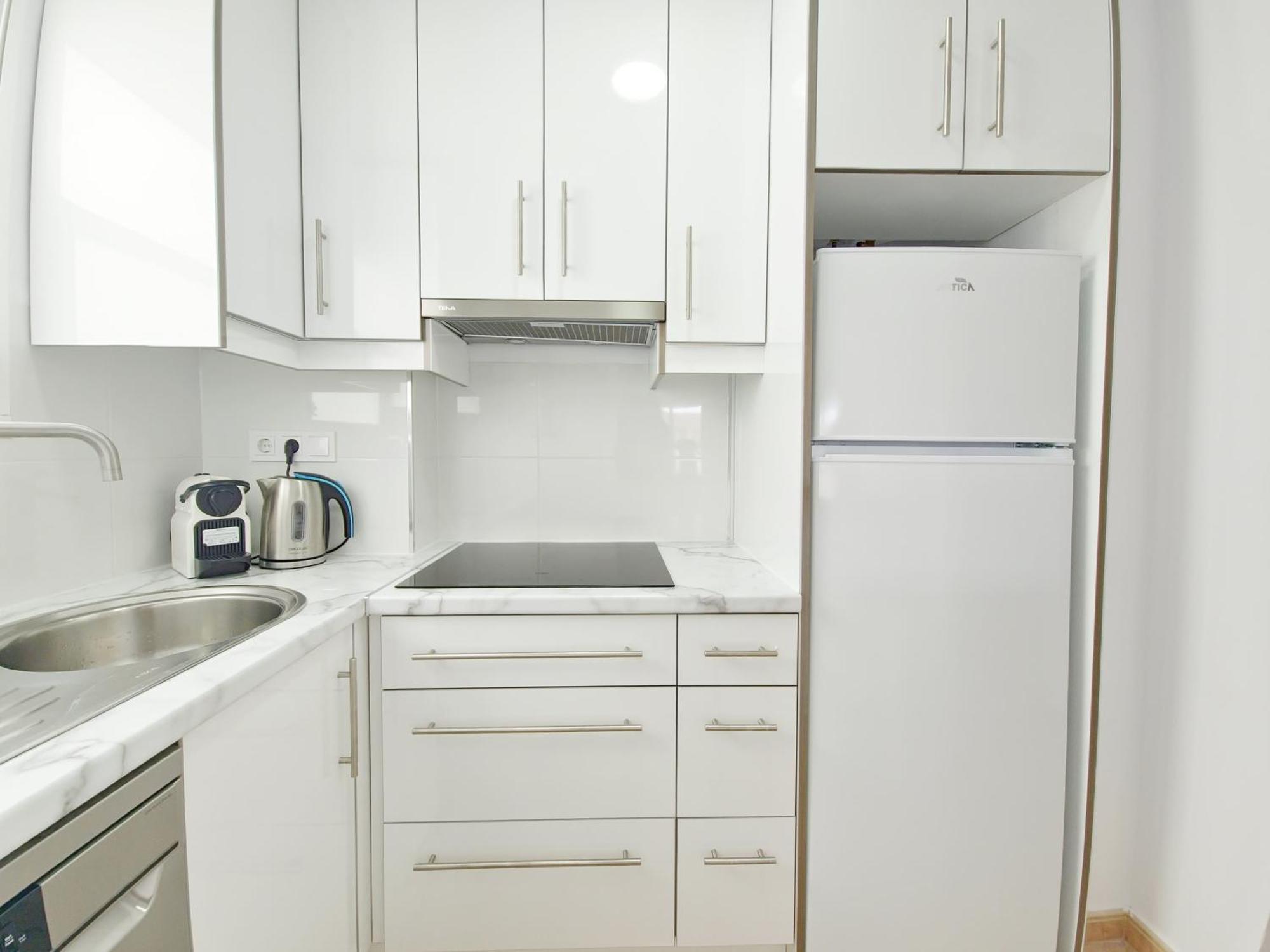 Apartamento Con Piscina, Parque Las Naciones, ตอร์เรเวียคา ภายนอก รูปภาพ